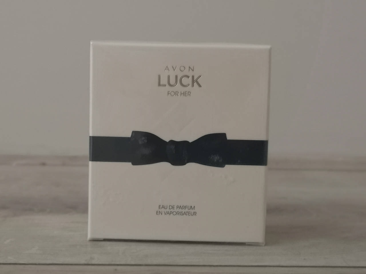 

Женская парфюмированная вода Avon Luck, 50 мл (духи Эйвон Лак)