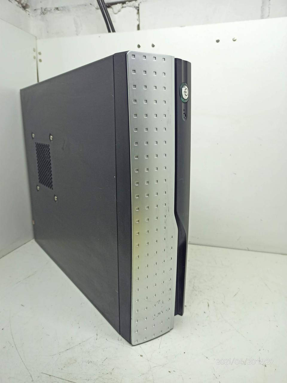 

Компьюторный корпус