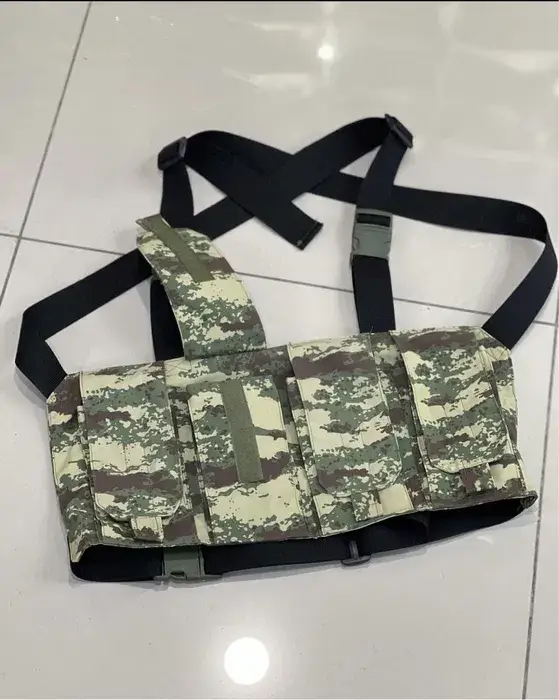 

Разгрузка военная, тактическая ( 4 рожка )