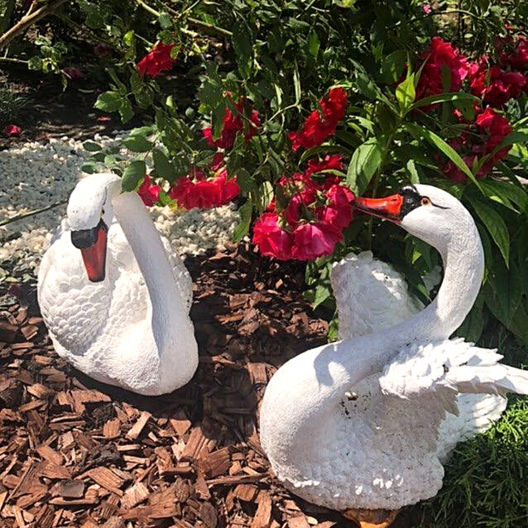 

Комплект Лебедь с крыльями + Лебедь средний