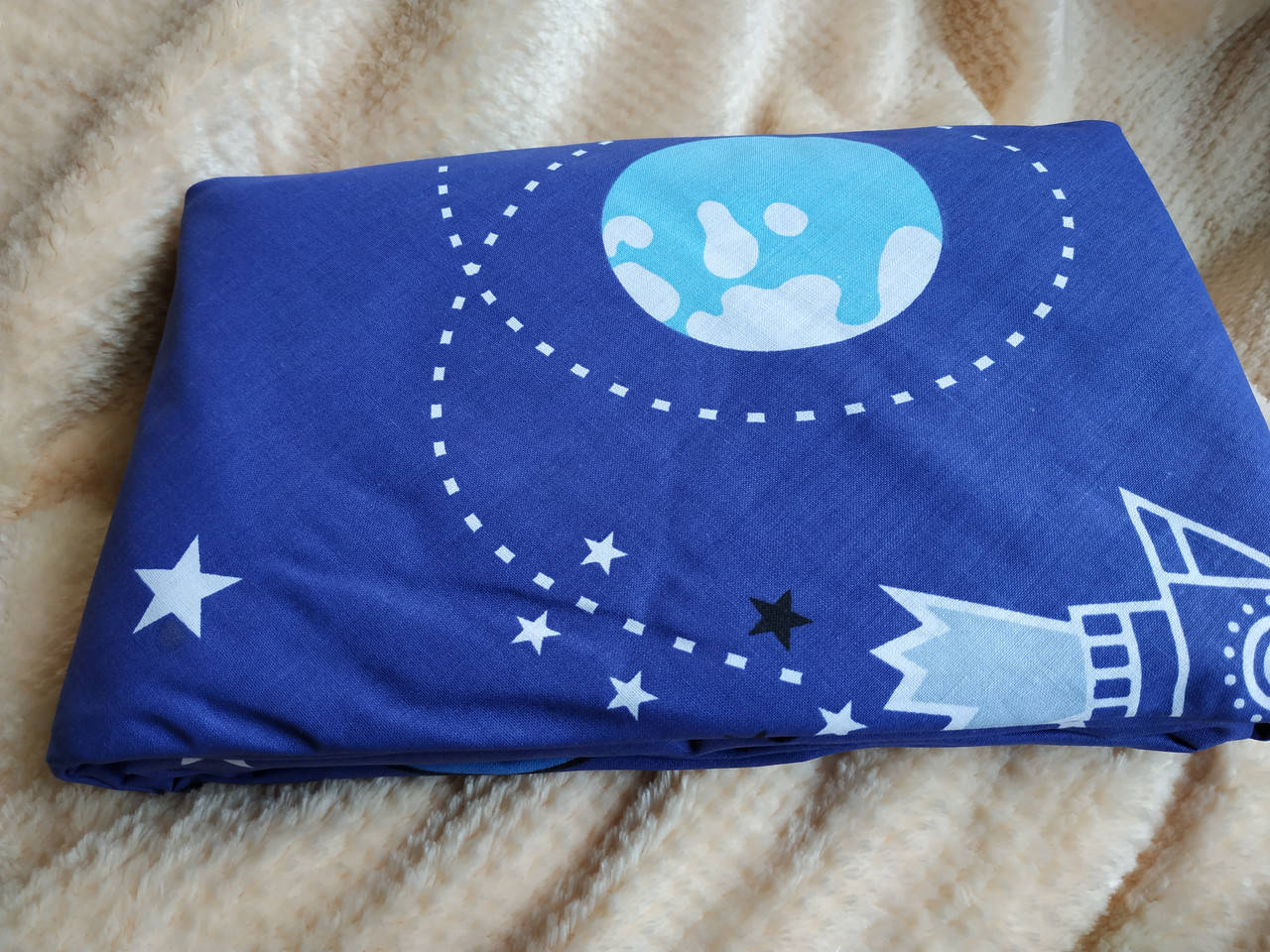 

Простынь на резинке синя космос, Синий