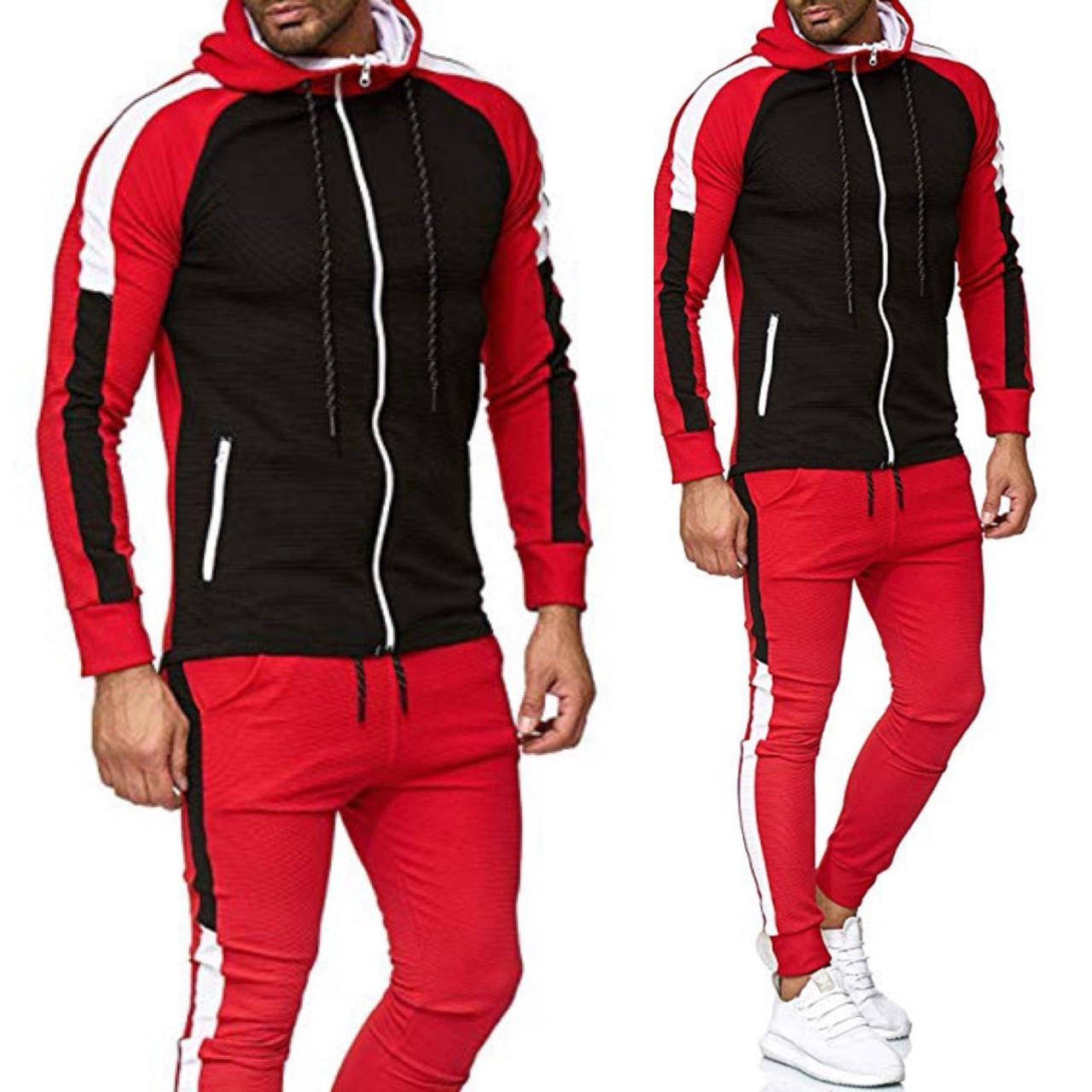 

Мужской спортивный костюм XL
