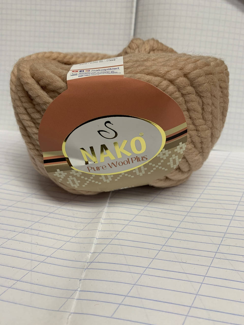 

Турецкая пряжа Pure wool plus 100% шерсть 100 гр-30 метров