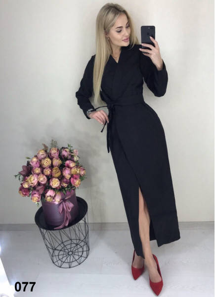 

Платье длинное с поясом Размер: S