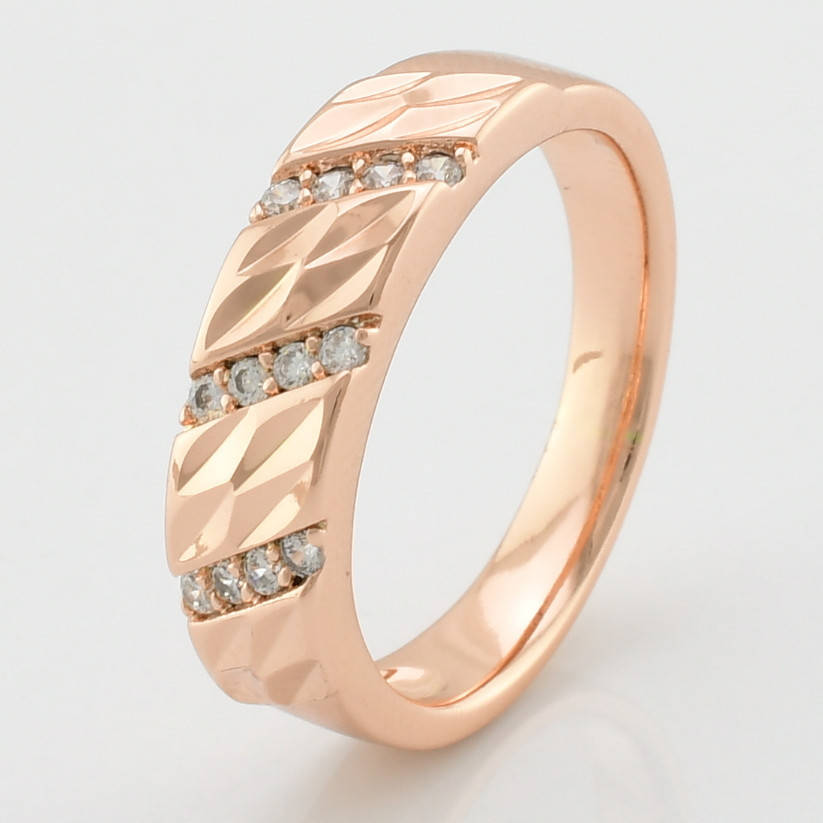 

Кольцо Xuping 14003 ширина 6 мм белые фианиты позолота РО размер 16