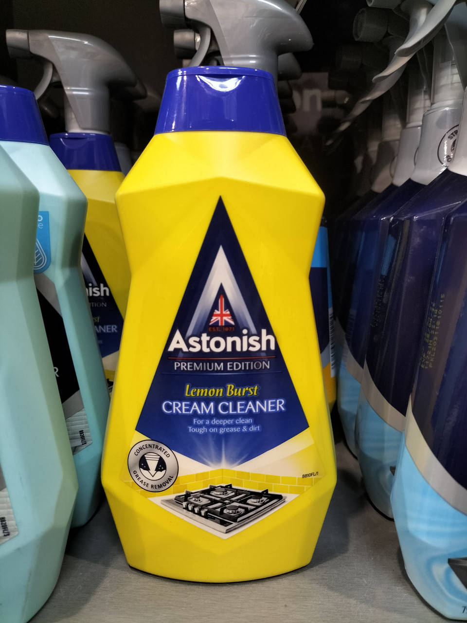 

Крем-очиститель от сложных загрязнений Astonish с ароматом лимона 500 мл