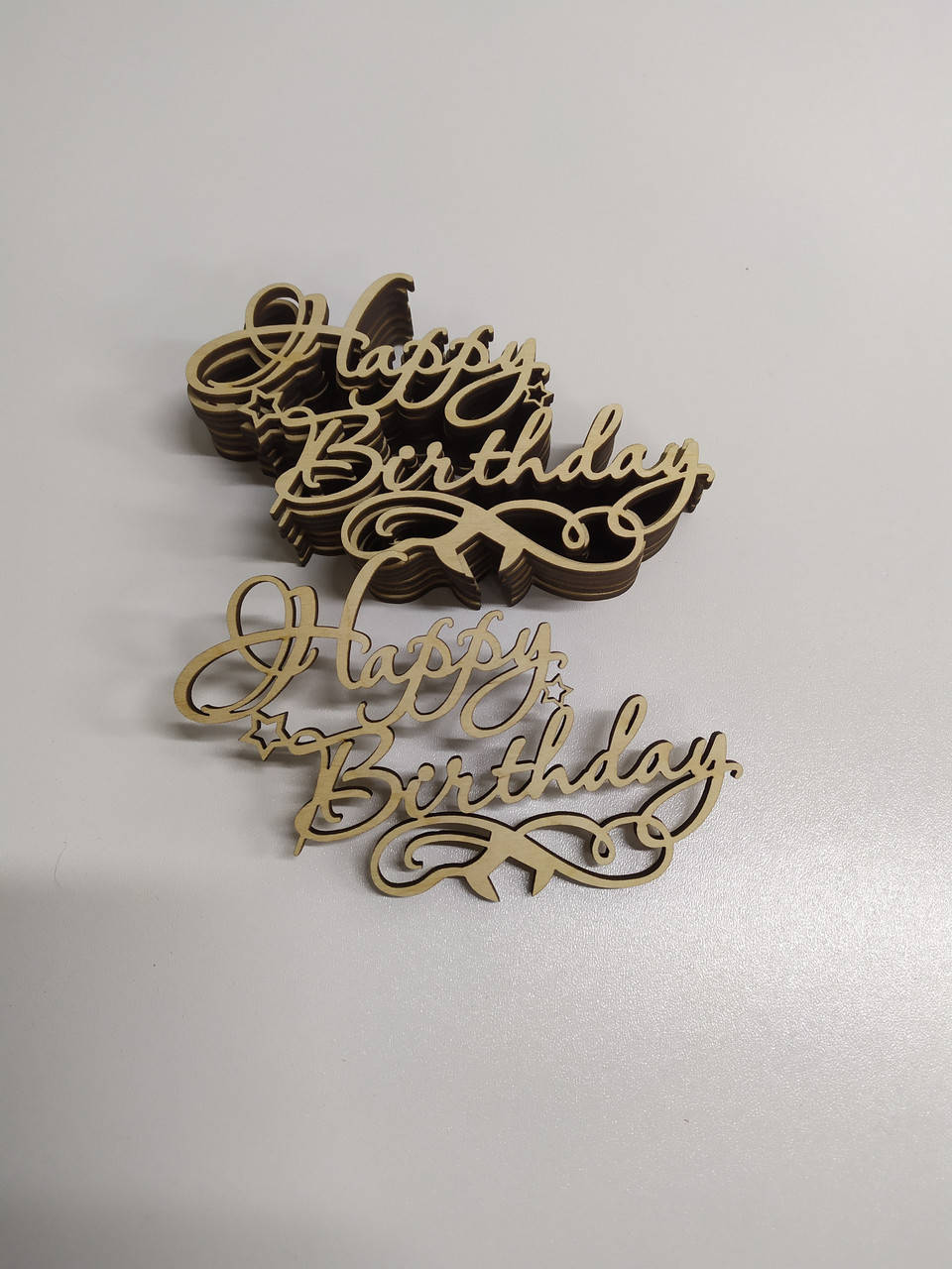 

Топпер деревянный "Happy Birthday"