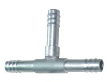 

Фитинг шланга №6 (8мм) соеденительный "тройник"