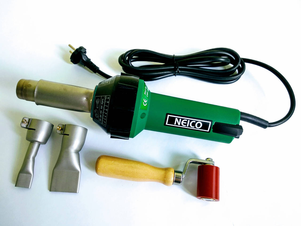 

Фен для пайки пвх мембраны и тентов с двумя насадками и прикаточным роликом