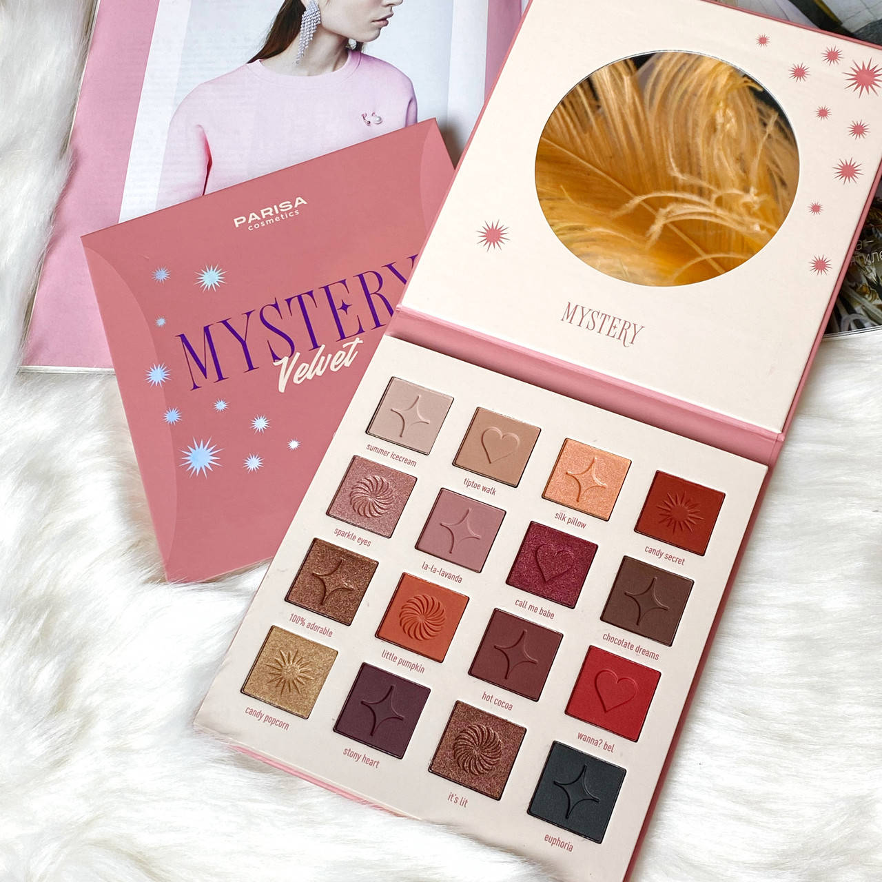 

Палетка теней Parisa Mystery Velvet, 16 оттенков