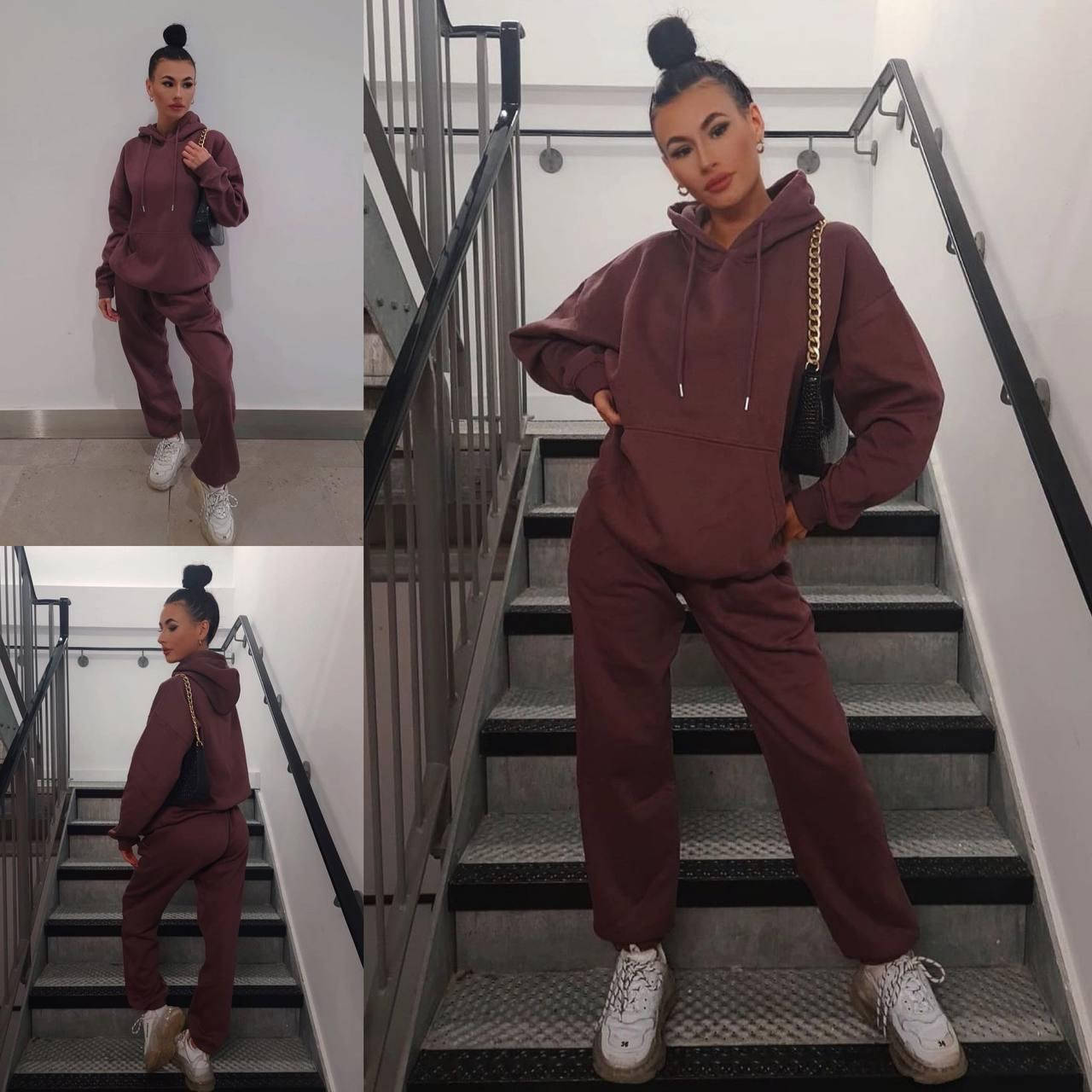 

Женский костюм двух нить без утеплителя . Размеры : 42-46 , 48-52 . Цвет черный , беж , шоколад , серый ., Коричневый