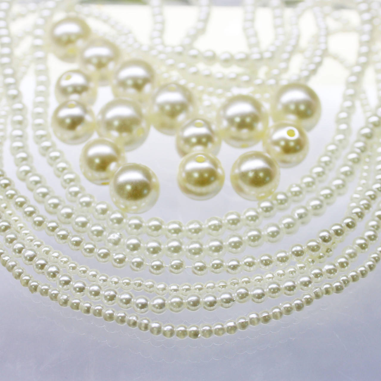 

Акриловые жемчужные бусины.4мм. Цвет Ivory(беж) .(100шт)