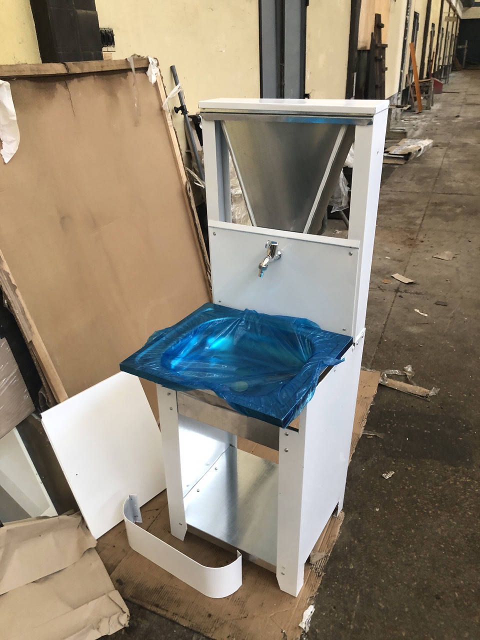 

Мойдодыр, умывальник нержавейка (мойка нержавейка) 15 л, Белый