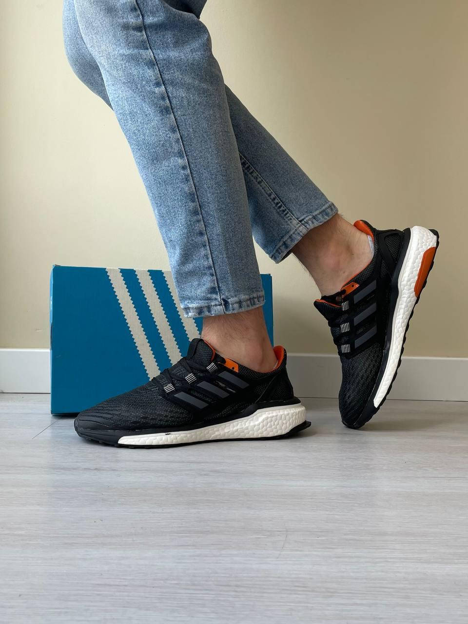 

Мужские кроссовки черные Adidas, Черный
