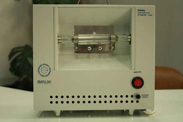 

Ультрафиолетовый облучатель "Кварц-240