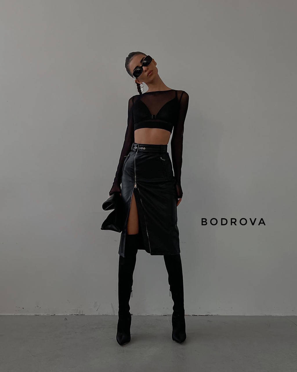 

Юбка женская стильная с матовой эко-кожи, размеры 42-46 "BODROVA" купить недорого от прямого поставщика