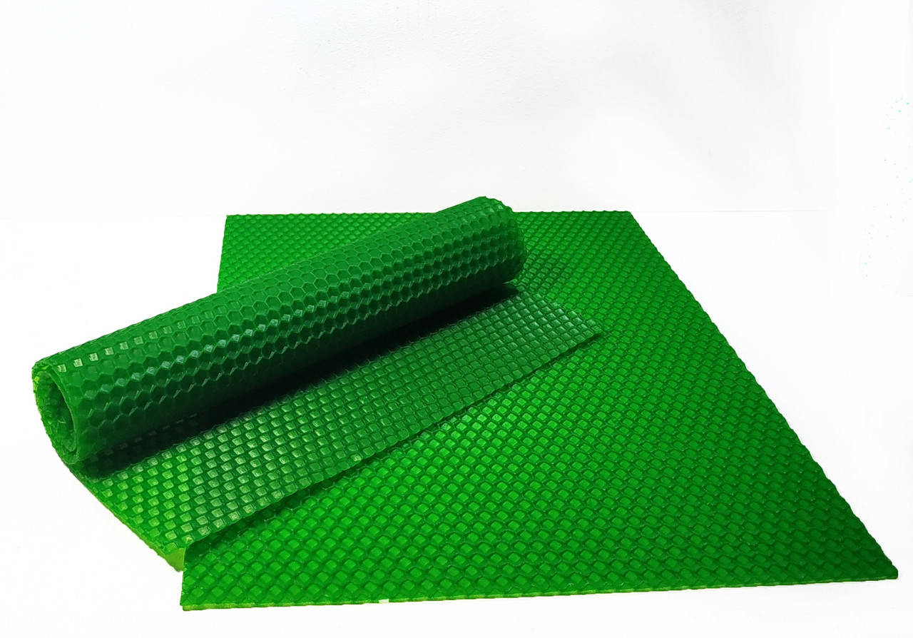 

Цветная вощина зеленая. Цена за 1 лист 26х41 см