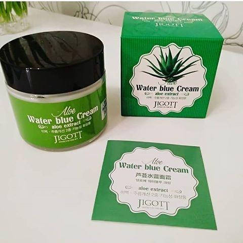 

Успокаивающий крем с экстрактом алоэ Jigott Aloe Water Blue Cream 70мл