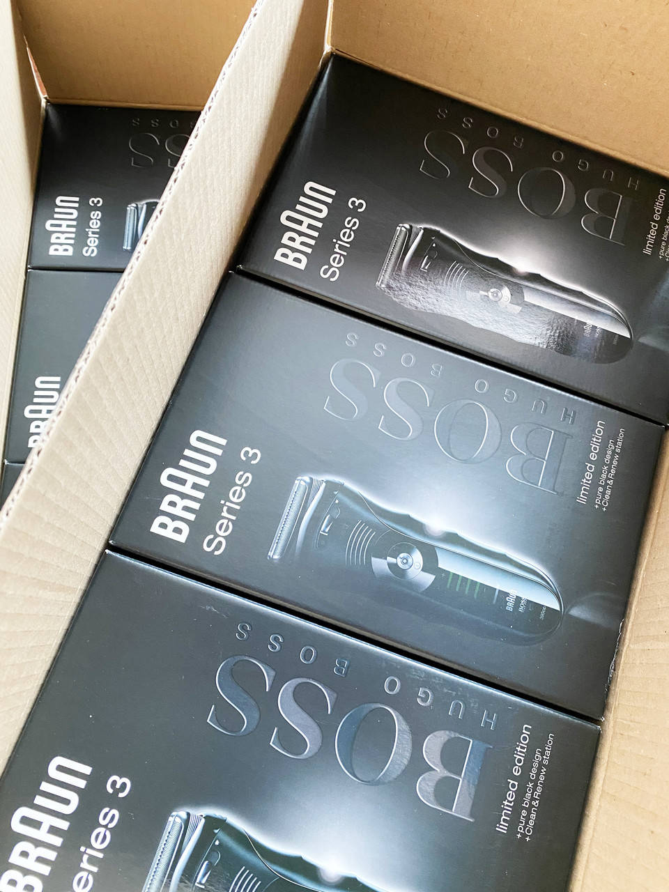 

Новая электробритва Braun Series 3, 390cc-4 BOSS Black