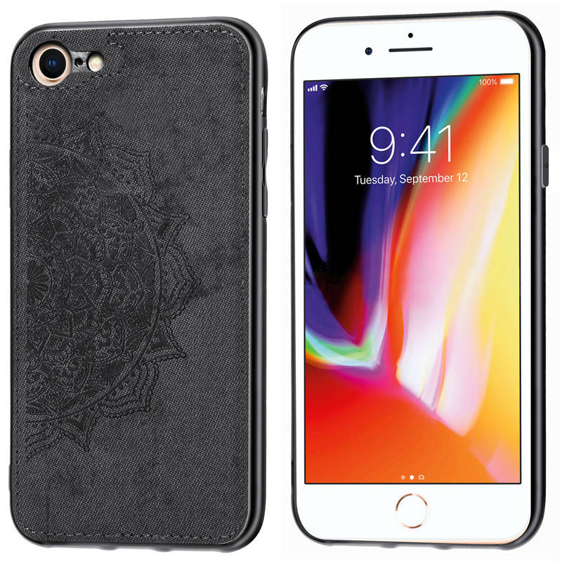 

Чехол Embossed для Iphone 7 / 8 бампер накладка тканевый черный