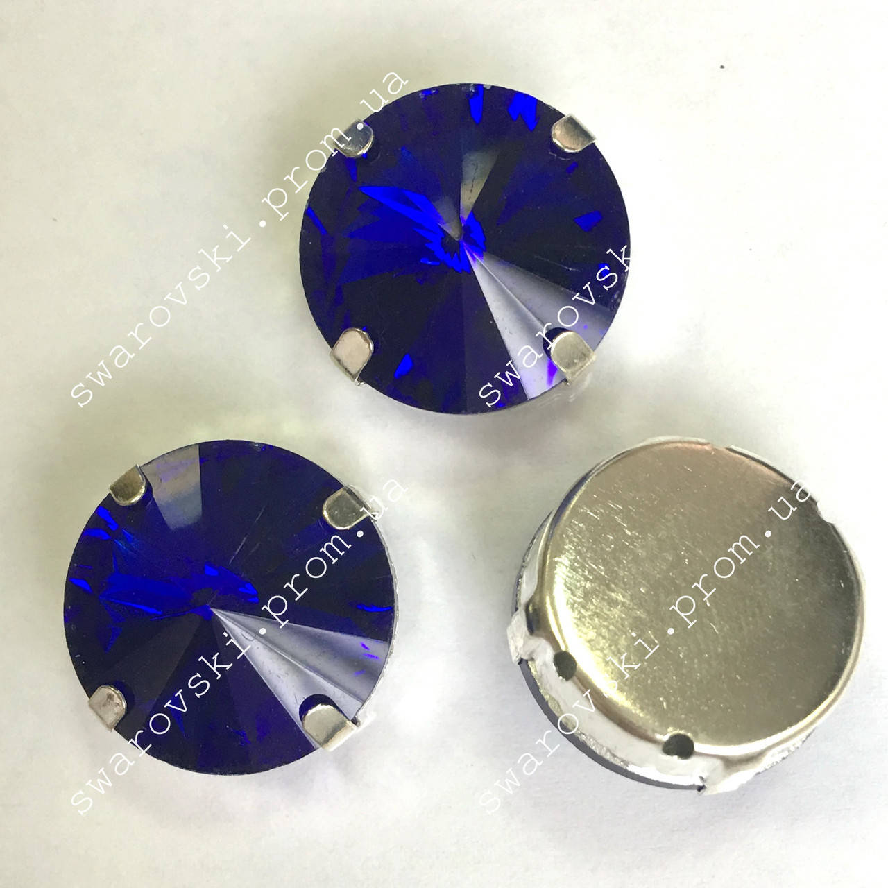 

Стразы в цапах 18мм, цвет Сobalt, Синий