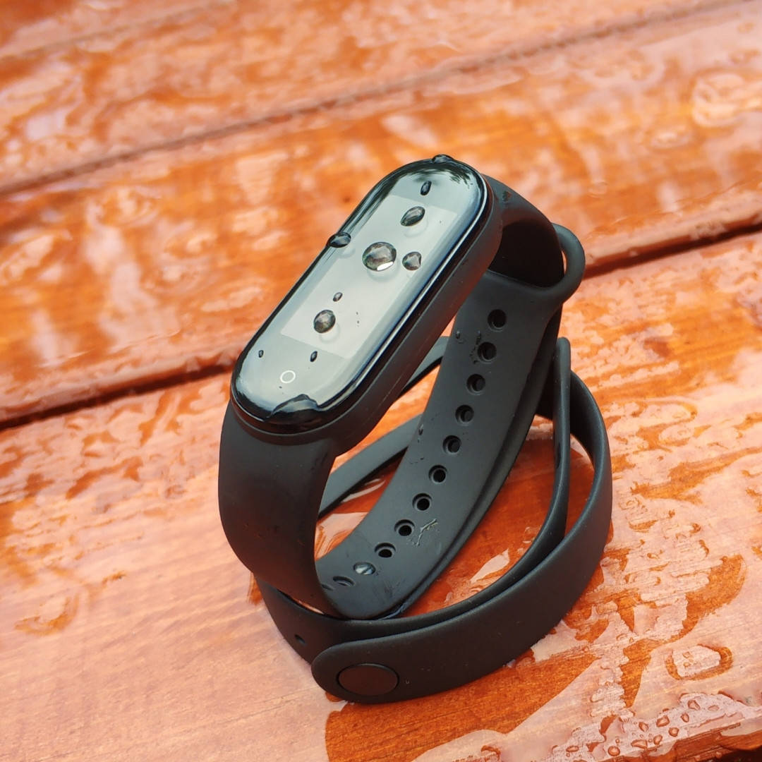 

Ремешок силиконовый mi band 5 mi band 6 черный