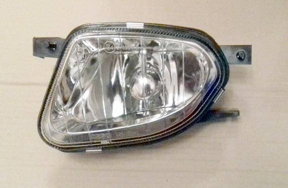 

Фара противотуманная Mercedes w211 Мерседес е211 2002 - 2007