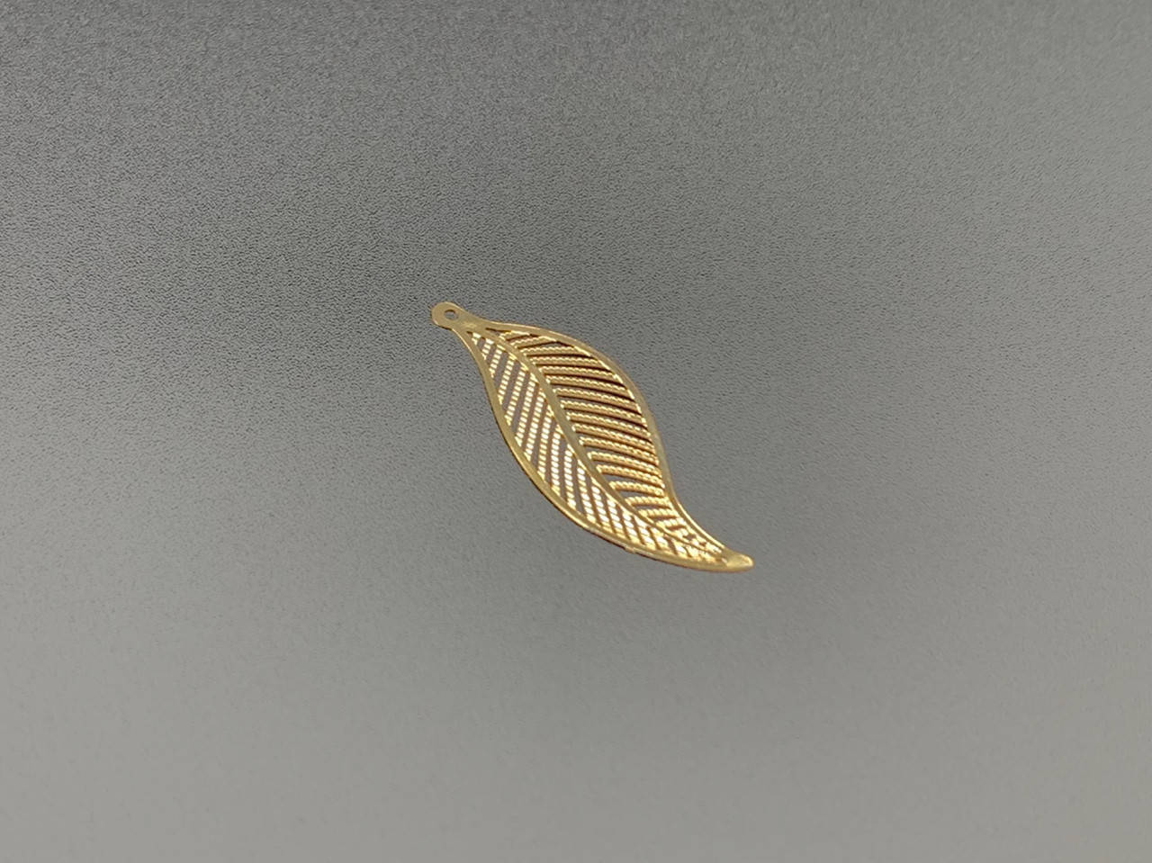 

Металлические изделия. Листок. 34х15мм