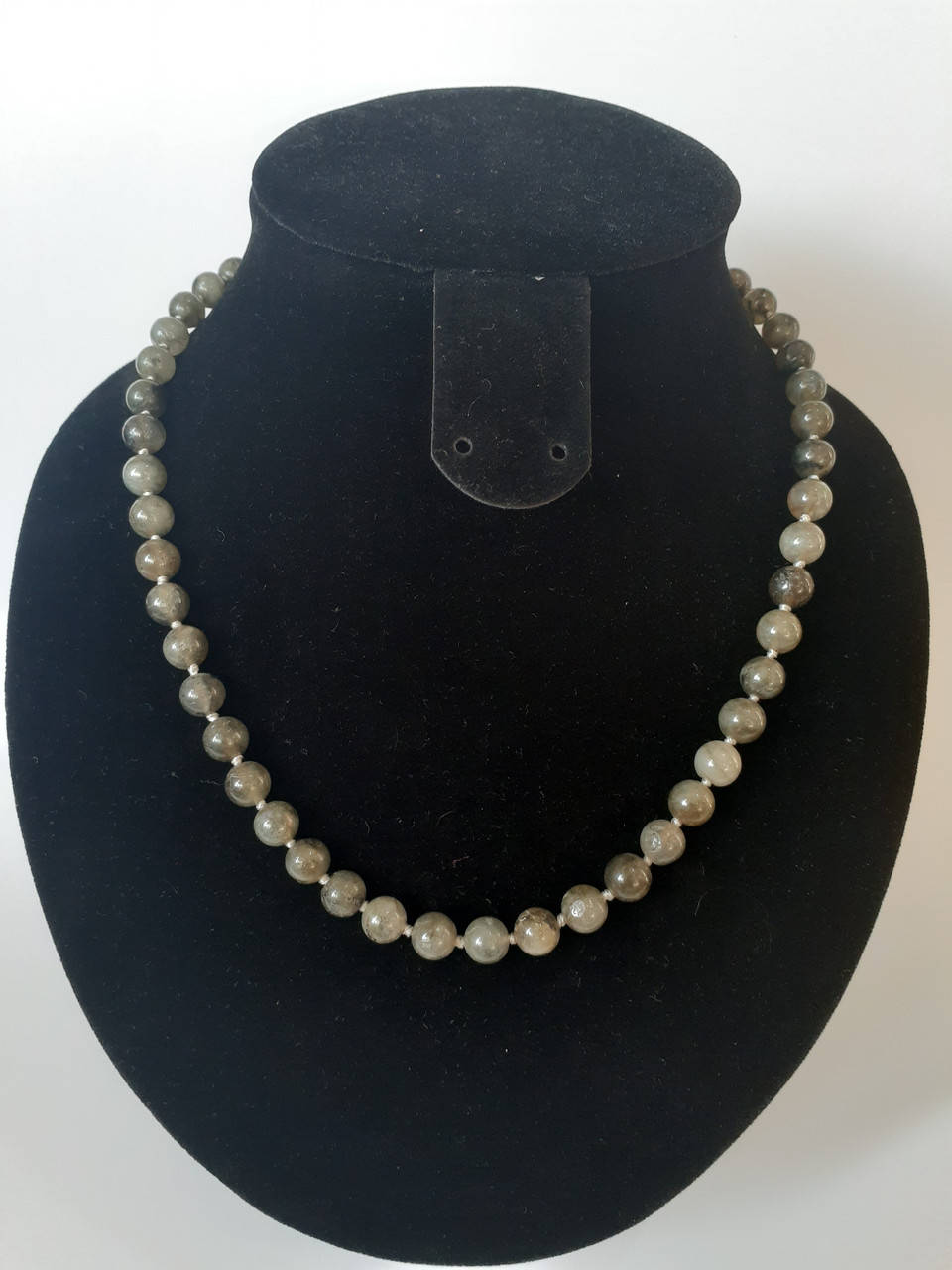 

Бусы Лабрадор гладкий шарик d-8мм L-48см