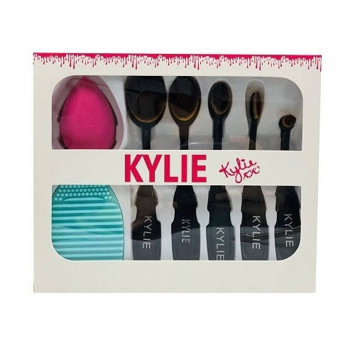 

Набор для нанесения макияжа KYLIE 7 в 1