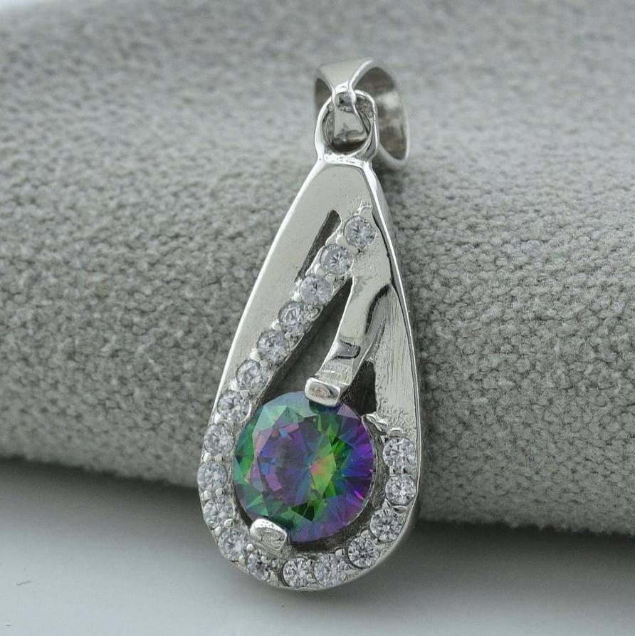 

Серебряный кулон размер 22х8 мм вставка фианиты цвет мистик вес 1.3 г