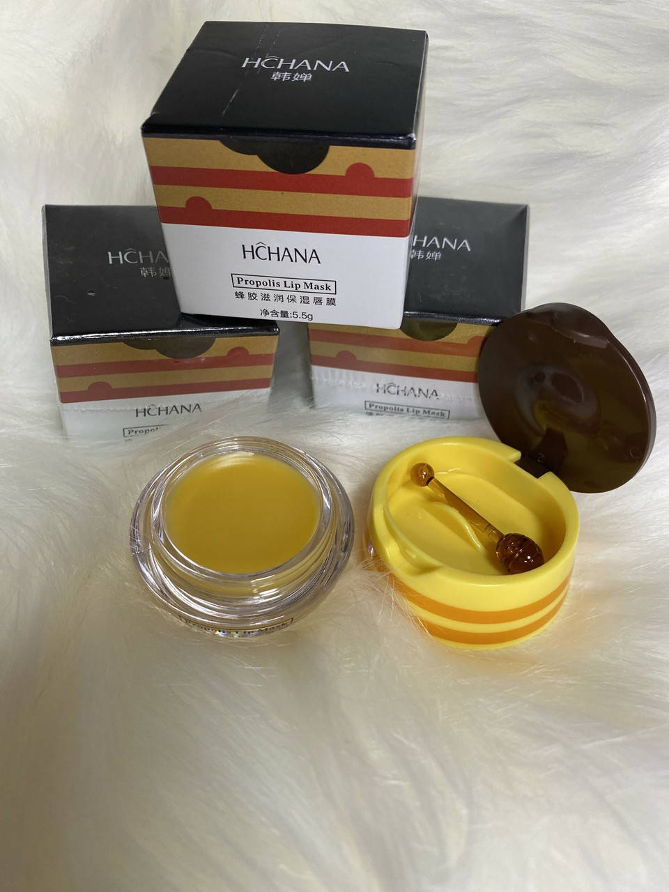 

Медовый восстанавливающий бальзам для губ HCHANA Propolis Lip Mask с прополисом, 5,5г