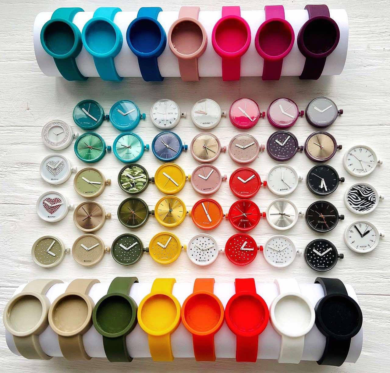 

Женские силиконовые часы-конструктор (на выбор)