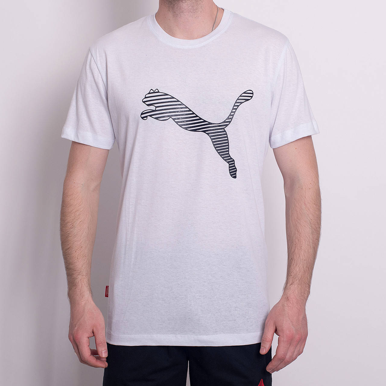 

Чоловіча спортивна футболка PUMA, білого кольору