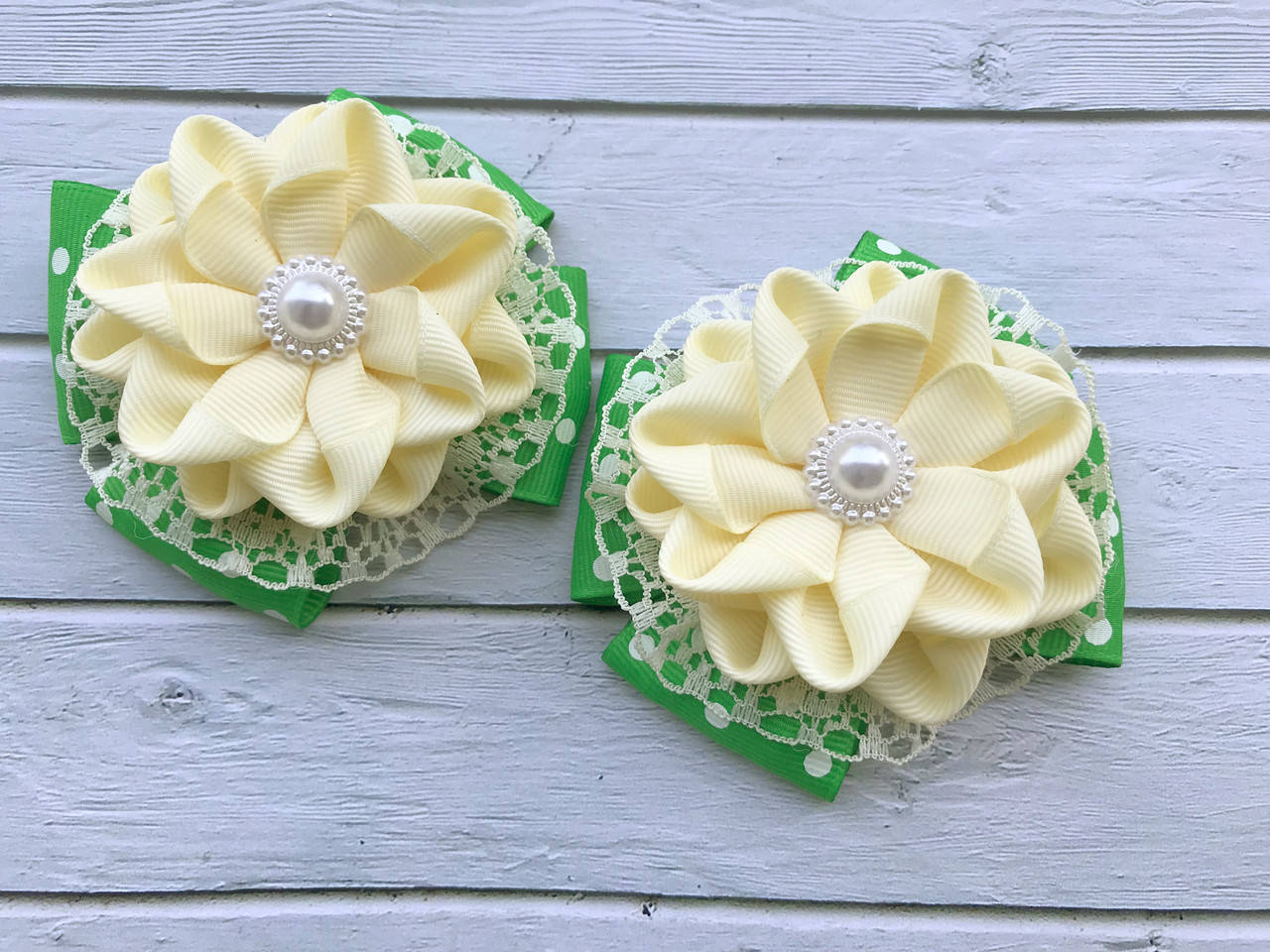 

Бантики на резиночках, Разные цвета