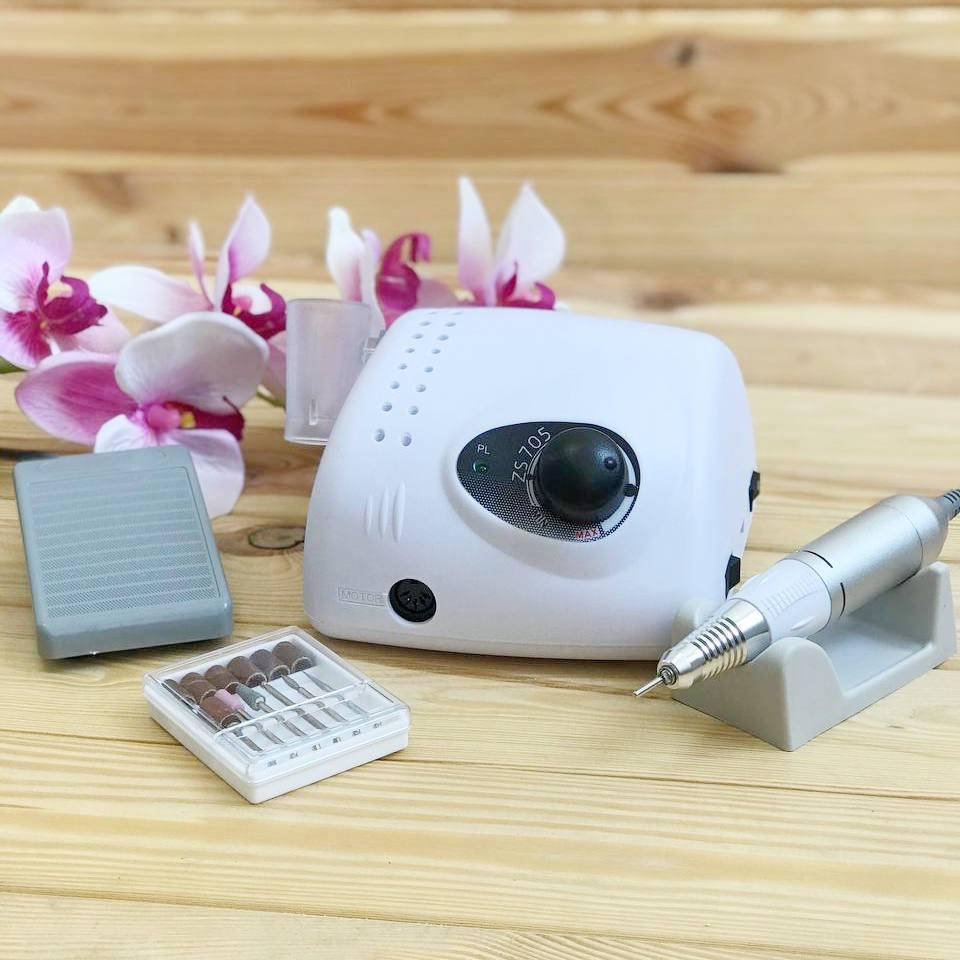 

Фрезер для маникюра Bucos Nail Drill ZS-705 WHITE 65 Ватт, 35 000 об, Белый