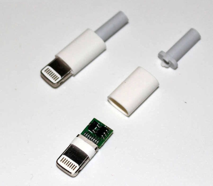 

Штекер iPhone (lightning), под шнур, белый, Tcom