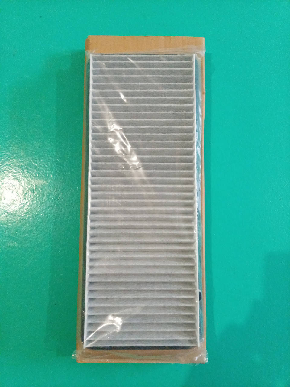 

Фильтр салона Пассат В3-В4-В5, 88-05. Ауди 80 В2-В3-В4, 78-94 Ауди90 В2-В3, 84-91 А4 В5-В6-В7-В8, 94-15 А6 С5