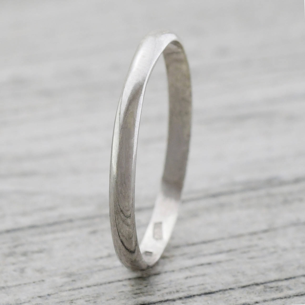 

Серебряное Обручальное кольцо П1015 размер 20.5