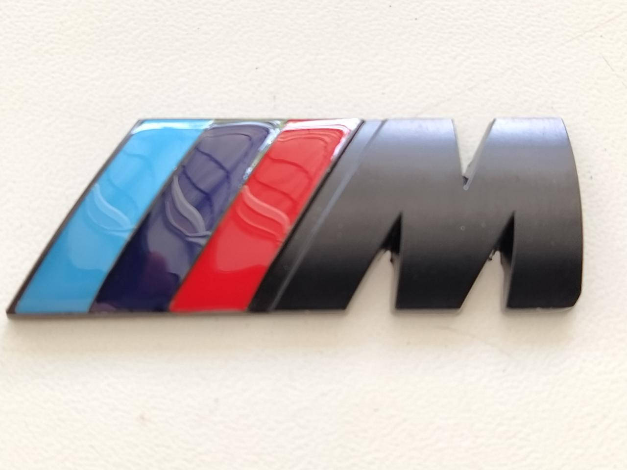 

Логотип/эмблема/шильдик BMW M Series металл 55х20 мм. черный
