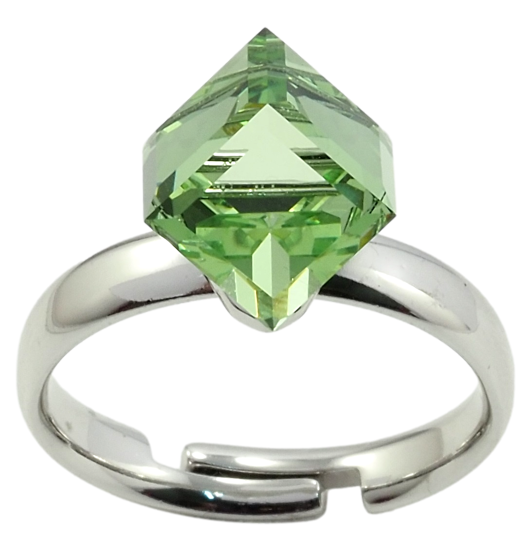 

Кольцо Xuping Родий с кр-ми Swarovski "Кристальный куб Peridot, 8х8мм" р.17-18
