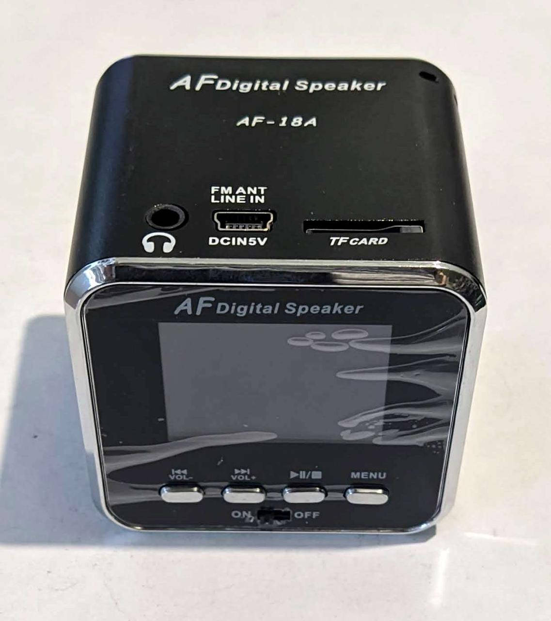 

Портативная колонка радиоприемник (USB / SD / FM) AF-18A