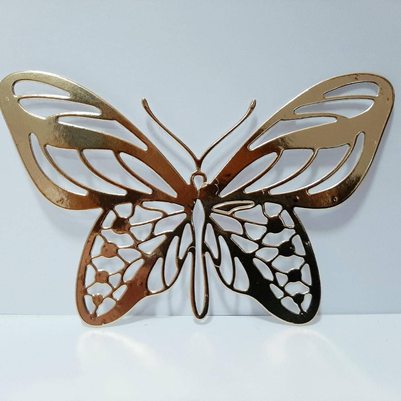 

Вирубка из картона "Бабочка"