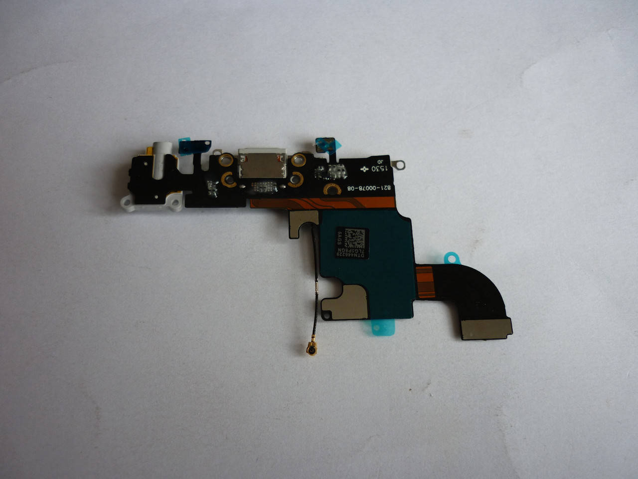 

Шлейф для iPhone 6S, с разъемом зарядки, с коннектором наушников, с микрофоном, светло-серый