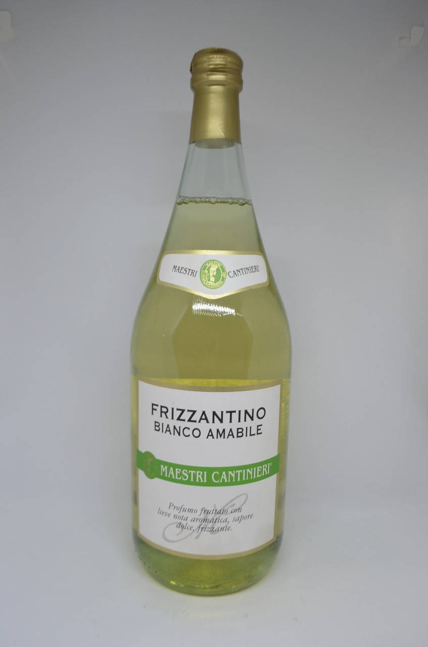 

Вино слабогазированое полусладкое белое Frizantino Maestri Cantinieri 1,5 л