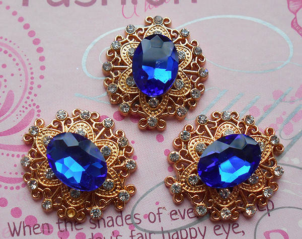 

Серединка 2,4х2,7см. синя з золотом (KMA-1144)