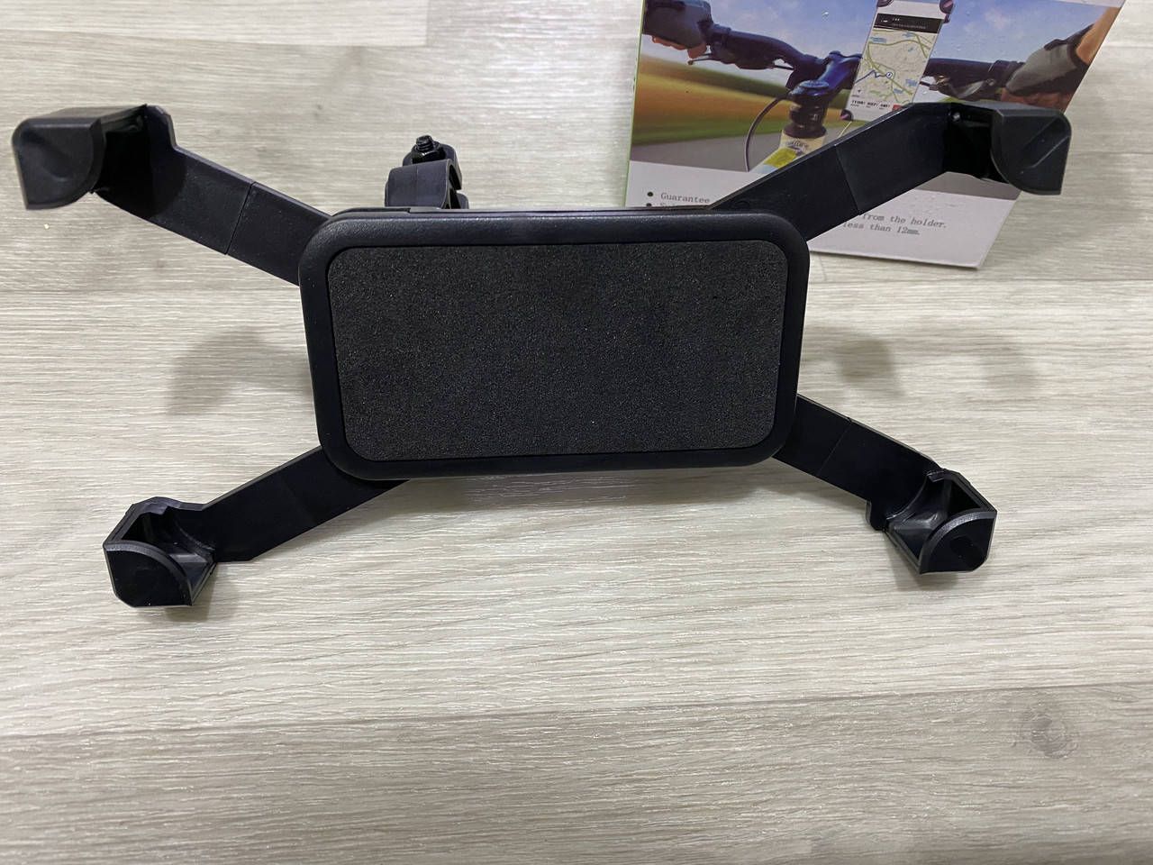 

Универсальный велосипедный держатель для телефона на руль K1