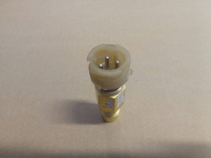 

Датчик температуры охлаждающей жидкости МАЗ (пр-во Украина) ДУТЖ-03