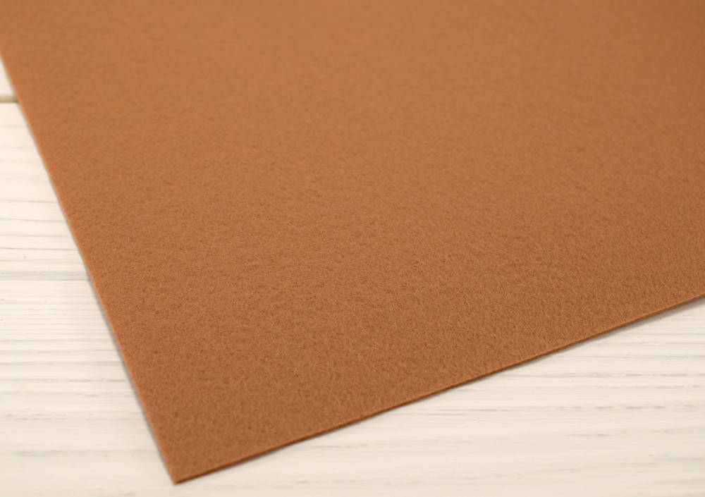 

Корейский жесткий фетр 1,2 мм (100х110 см) - №30 Молочный шоколад