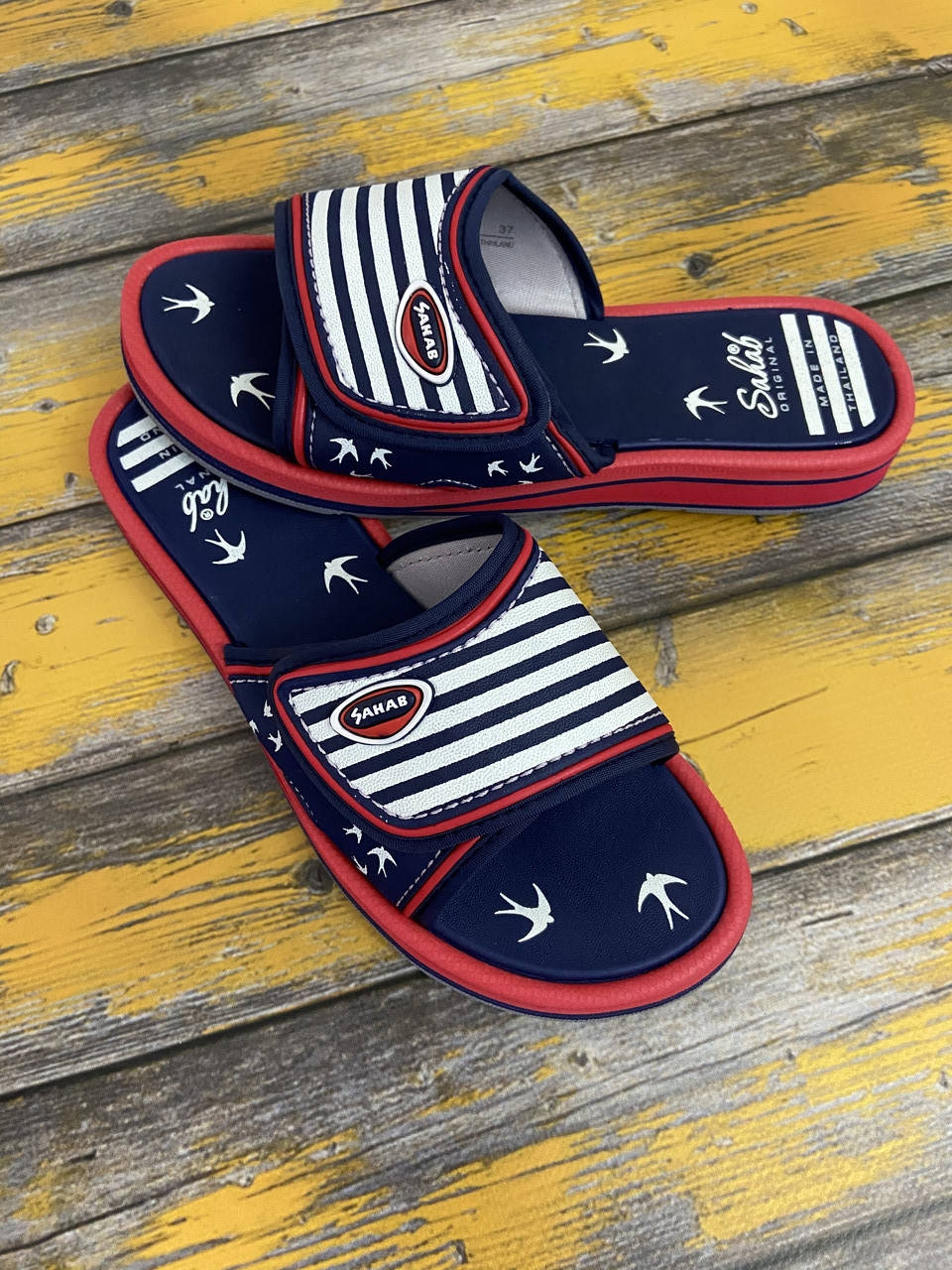 

Женские шлёпанцы Sahab (синий/красный) 37(23,7см)38(24,3см) маломерят на размер